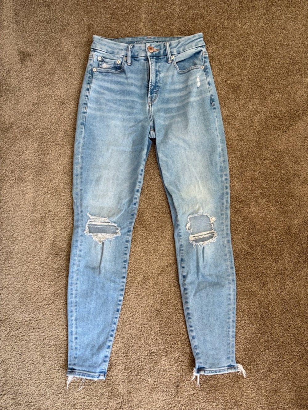 American Eagle Outfitters Light Blue Distressed High-Rise Jeggings
